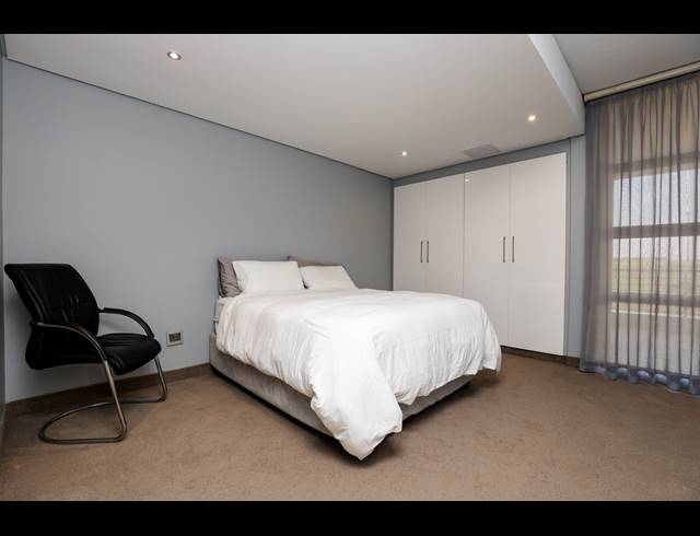 3 BEDROOM APARTMENT TO LET IN UMHLANGA RIDGE